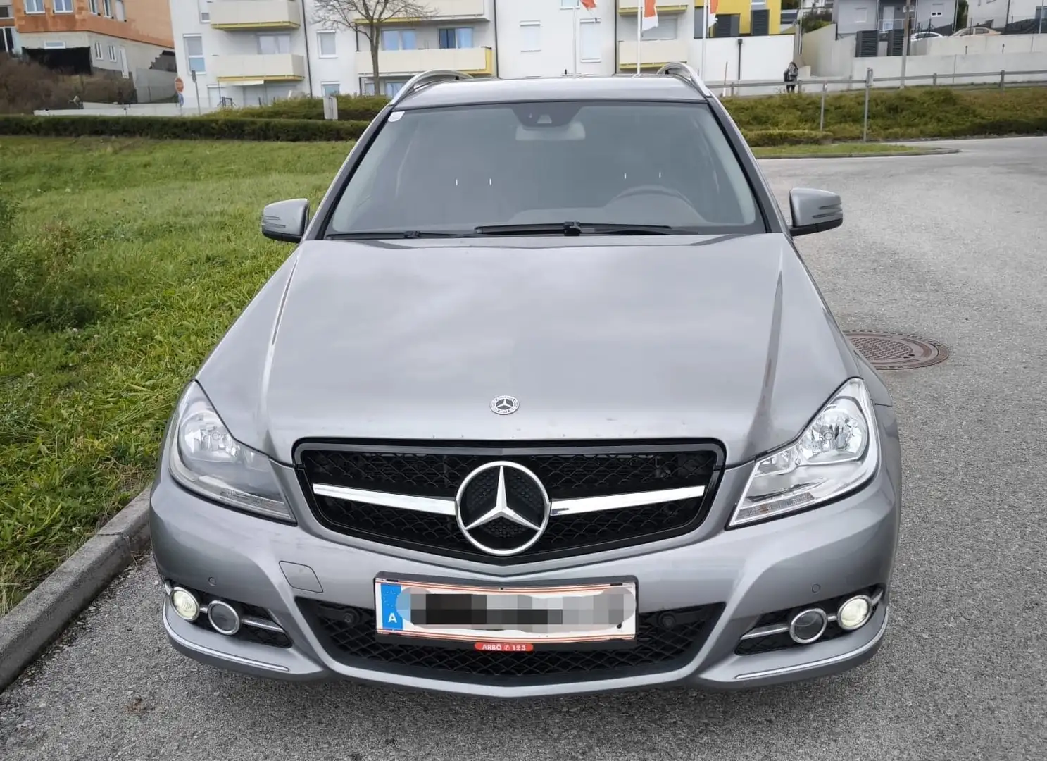 Mercedes-Benz C 220 T CDI Avantgarde A-Edition plus BlueEfficiency PLU Grau - 2