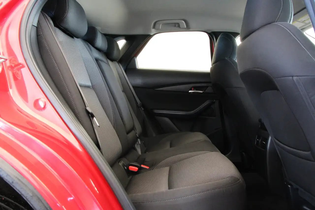 Mazda CX-30 снимка Mazda CX-30