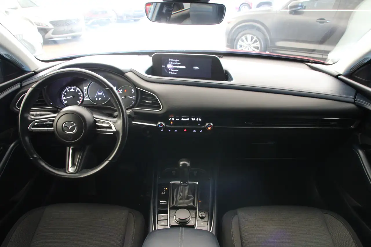 Mazda CX-30 снимка Mazda CX-30