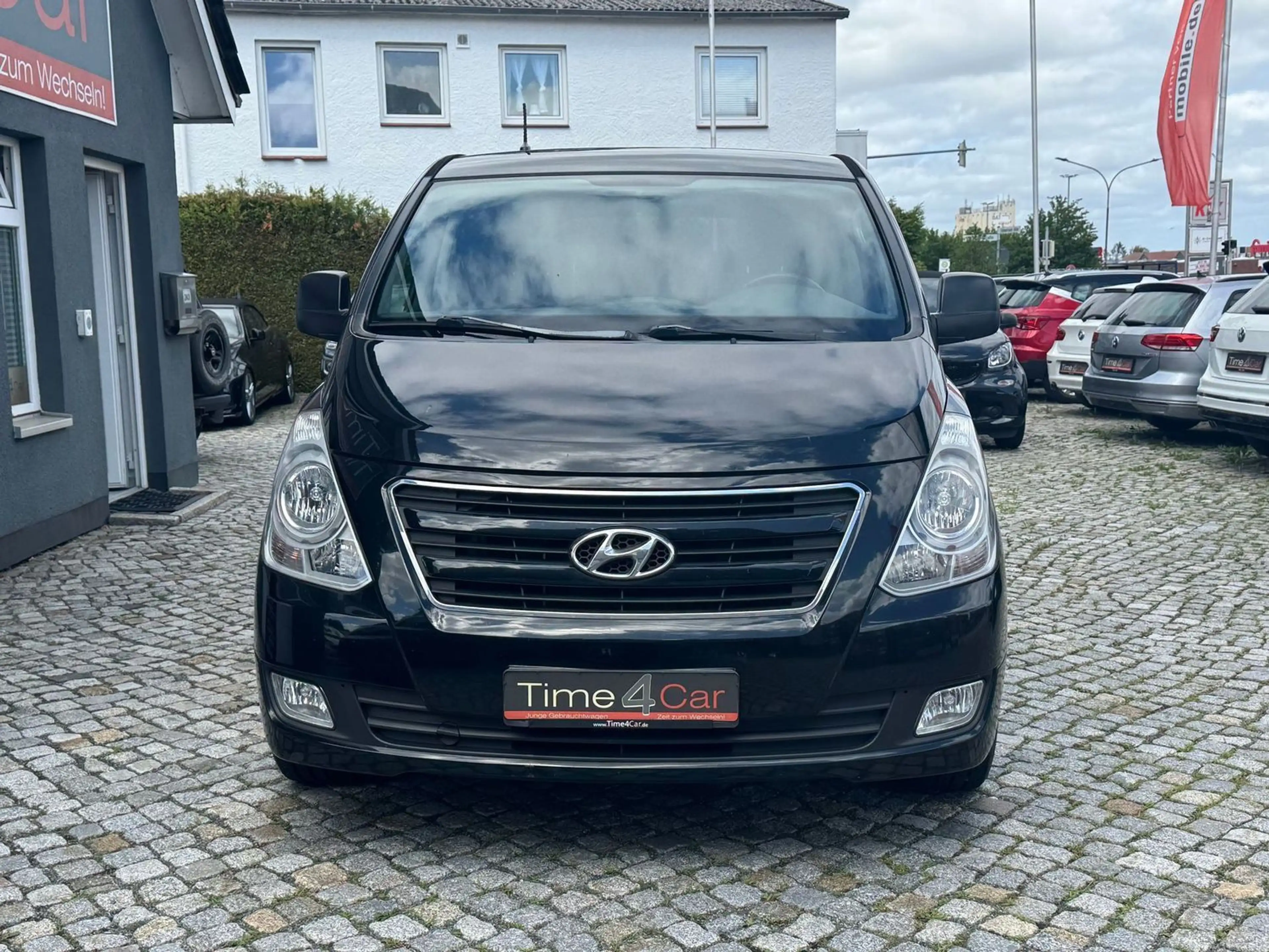 Hyundai H-1 Travel Comfort Leder SHZ AHK Standh. 8Sitze — photo 9