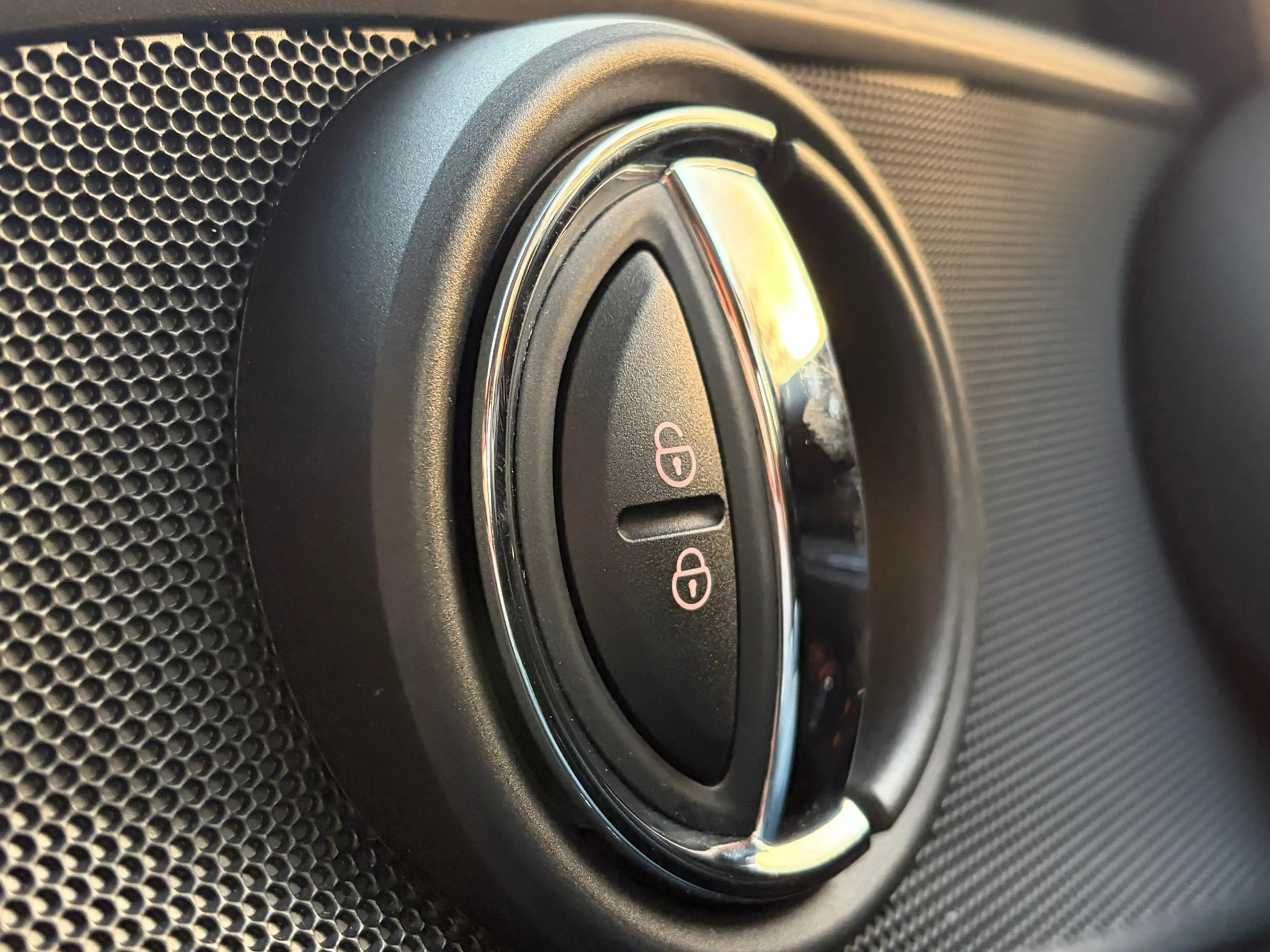 MINI Cooper Clubman 1.5 Serious Business Stoelverw Pdc Two-Tone Clima — photo 27