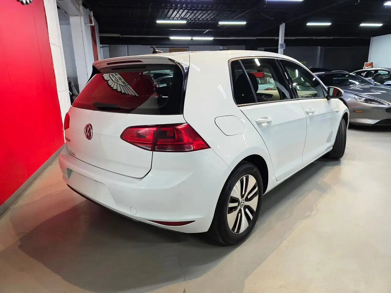 Volkswagen e-Golf снимка Volkswagen e-Golf