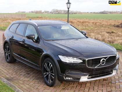 Volvo V90 Cross Country 2.0 D4 AWD AUT. Pro LEATHER ** 14999 NETTO **