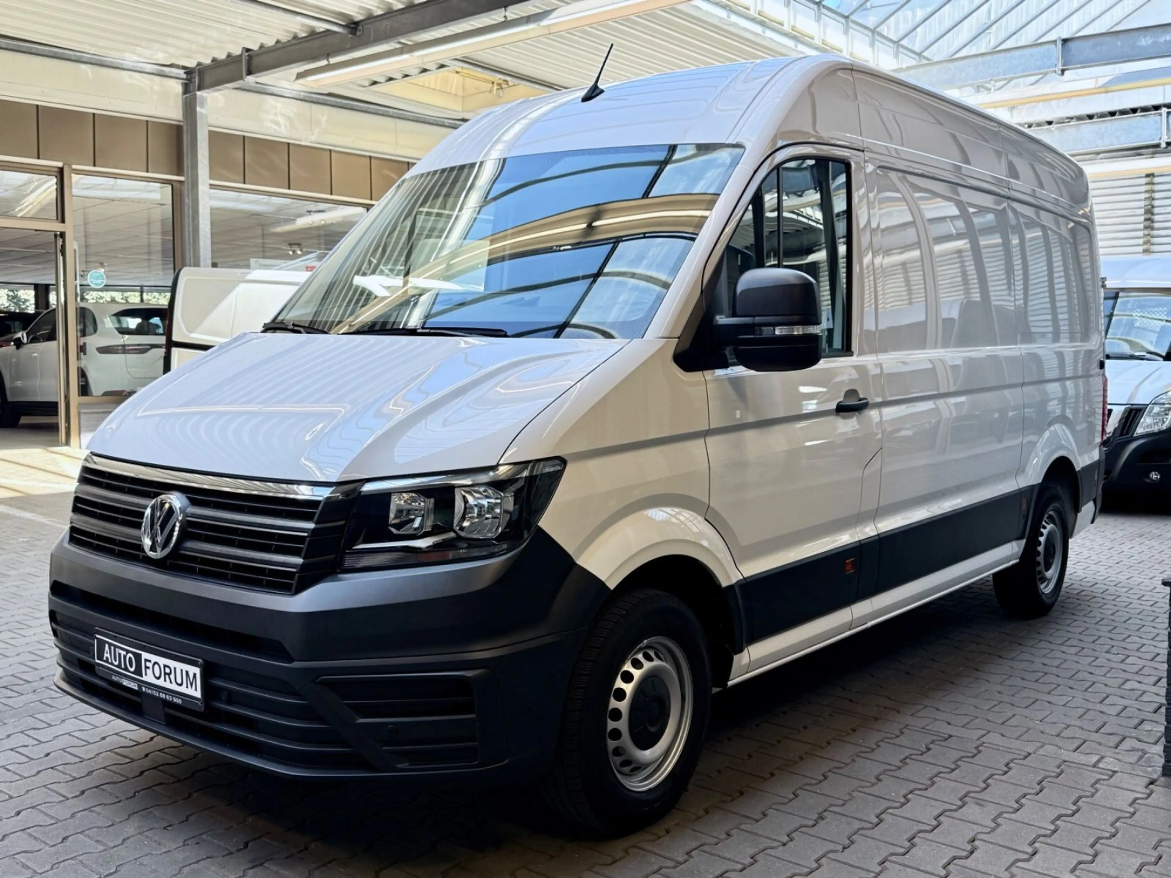 Volkswagen Crafter 2.0 TDI L3H3 3,5t KLIMA CAM PDC DAB NAVI — photo 5