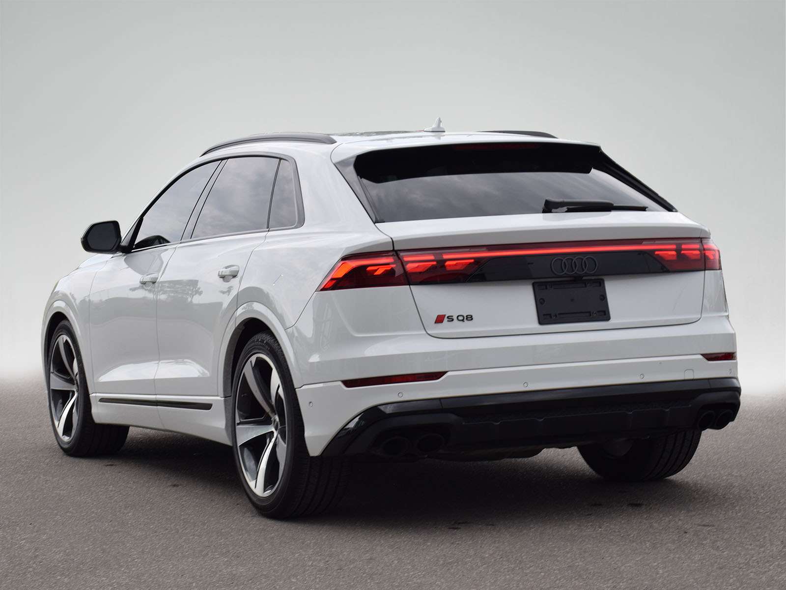 2025 Audi SQ8 /Black Optics Pkg/Audi CPO/Ontario Lowest Price — снимка 1