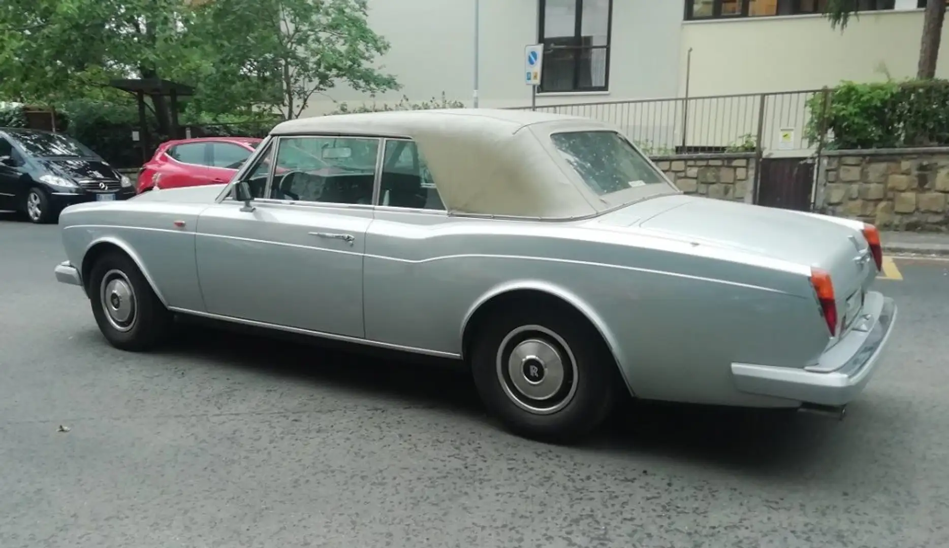 Rolls-Royce Corniche Convertibile DHC Argento - 2