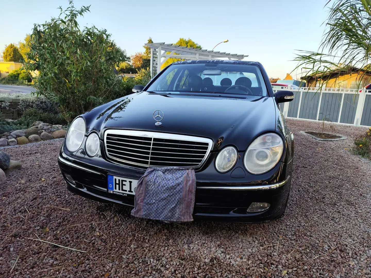 Mercedes-Benz E 500 E-Klasse Avantgarde Schwarz - 1