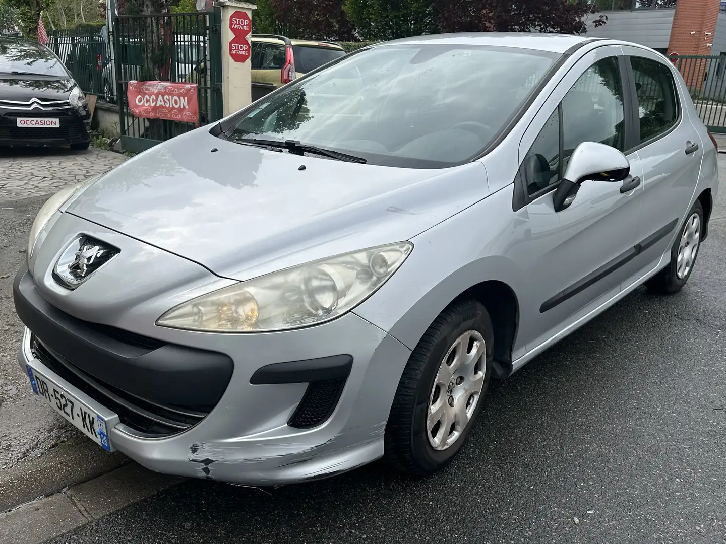 Peugeot 308 1.6 HDi 90 Confort - 1