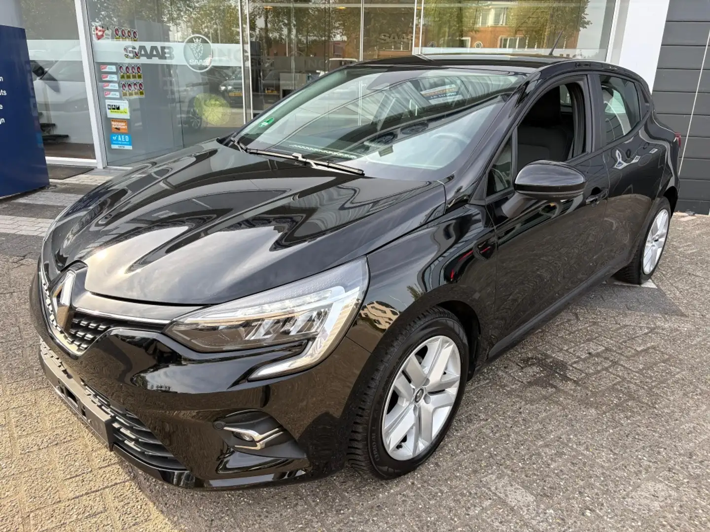 Renault Clio 1.0 TCe 90 Zen Zwart - 1