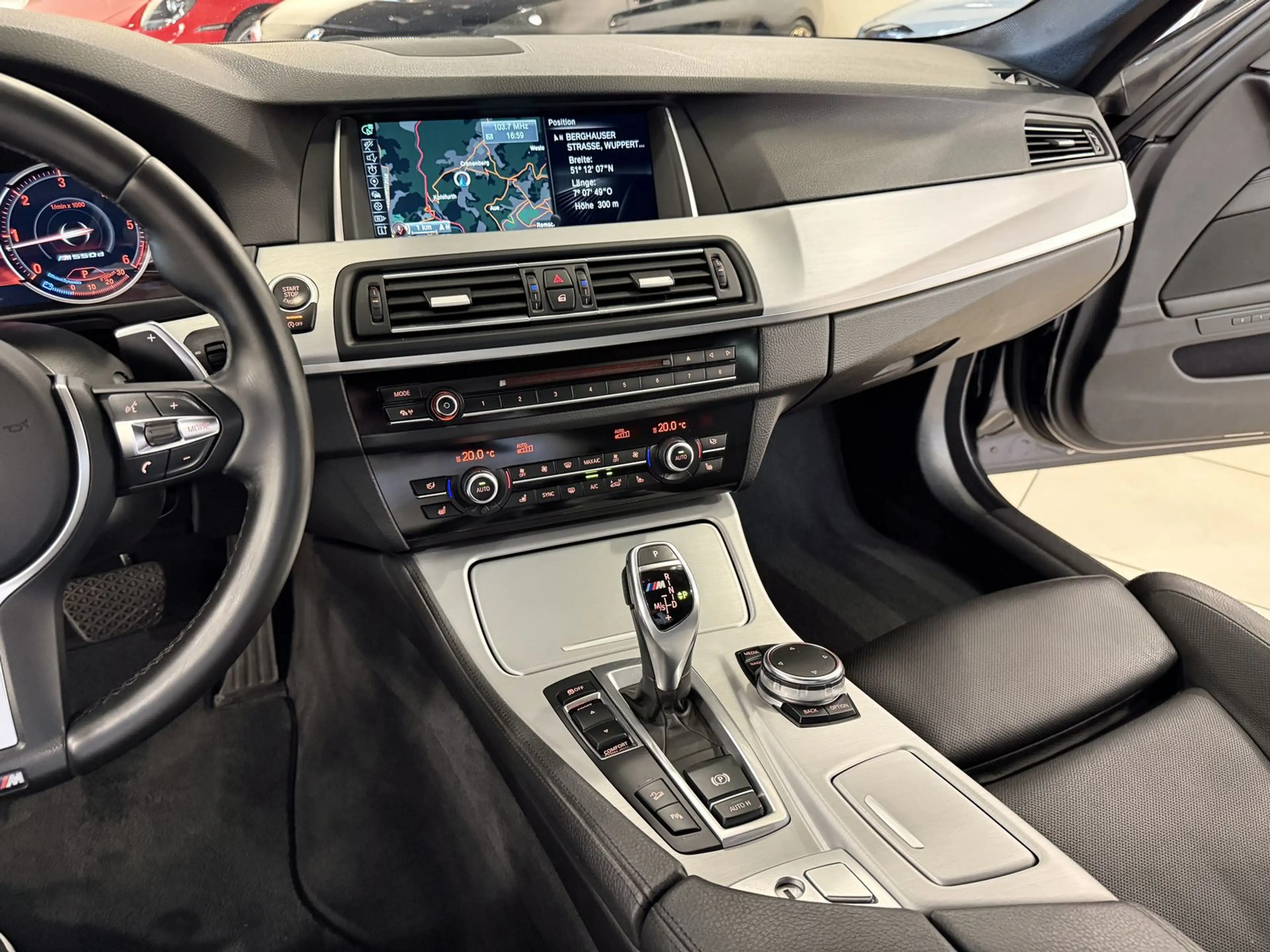 BMW 550 d xDrive *Innovation-LED-20"LM-H&K* — photo 13