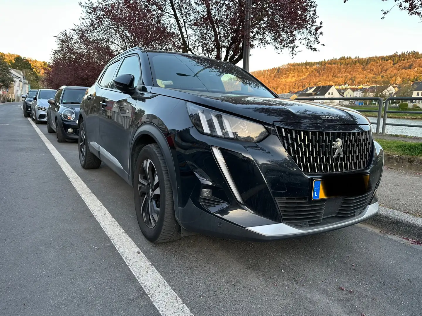 Peugeot 2008 BlueHDi 130 EAT8 GT Pack Noir - 1