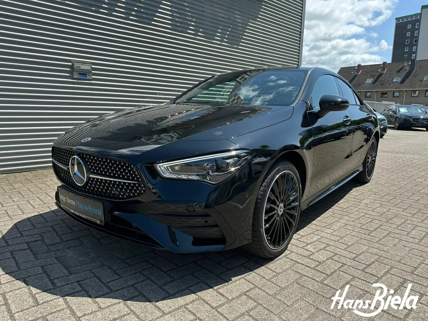 Mercedes-Benz CLA 250 CLA 250 e Coupé AMG Adv+/Night/19"/Bur/Multi/Kam Zwart - 2