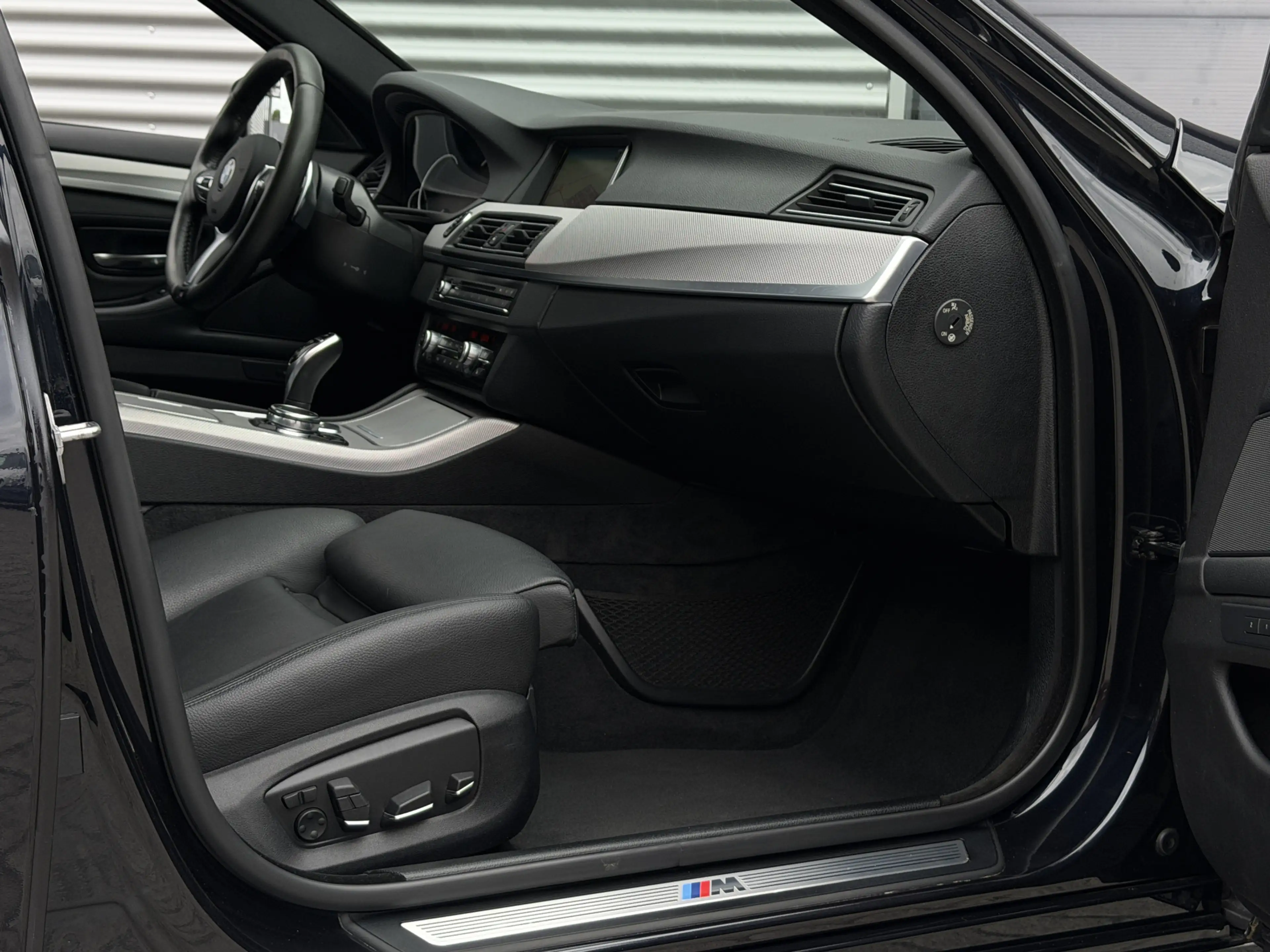 BMW 528 5-serie 528i High Executive I Aut. I M-Pakket I Na — photo 7