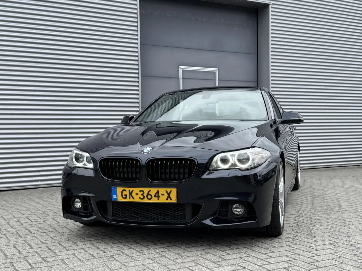BMW 528 5-serie 528i High Executive I Aut. I M-Pakket I Na Schwarz - 2