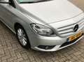 Mercedes-Benz B 180 Ambition Grau - thumbnail 4