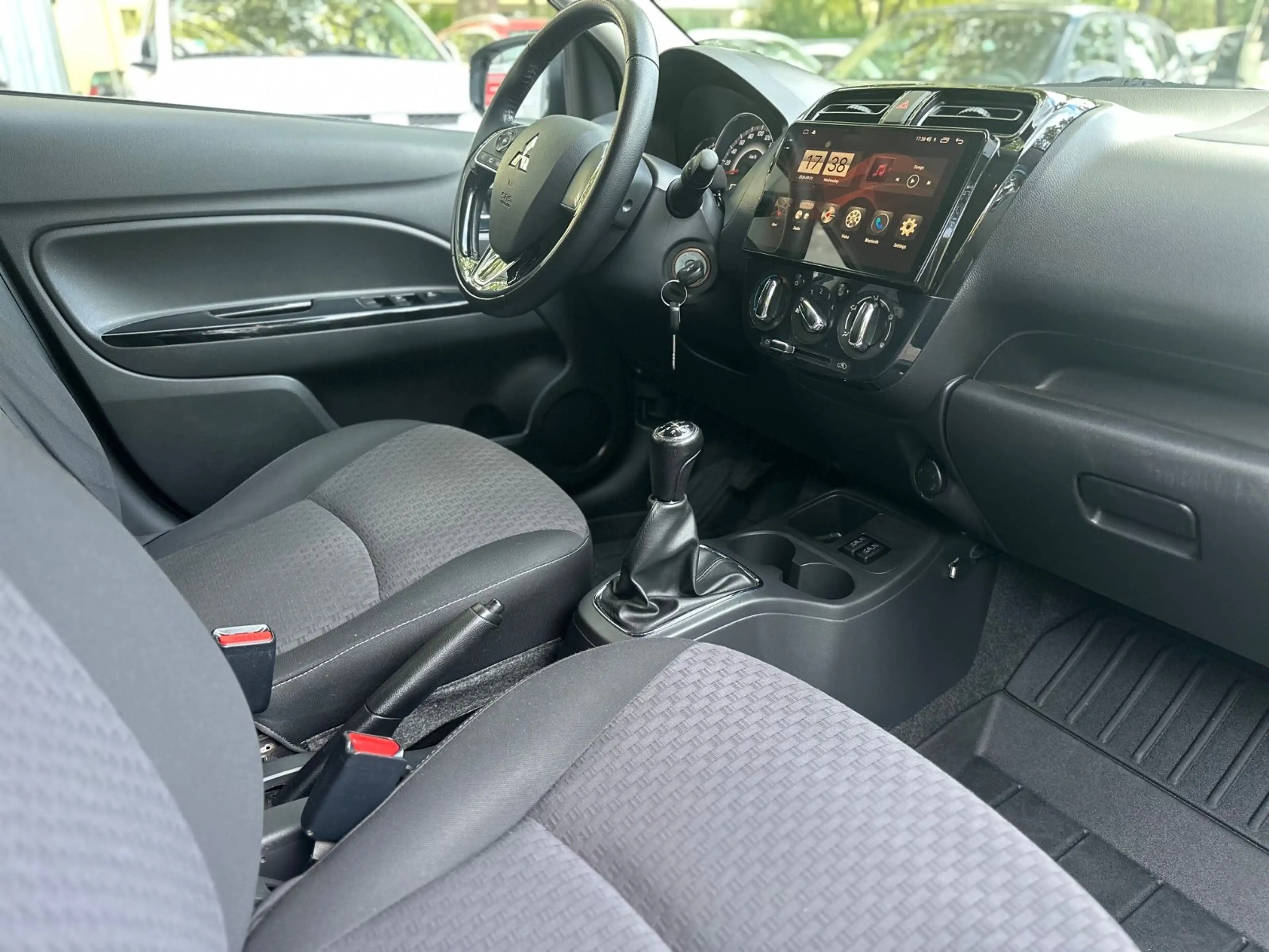 Mitsubishi Space Star Diamant Edition+ 1.2 / BT / SH /EURO6 — photo 7