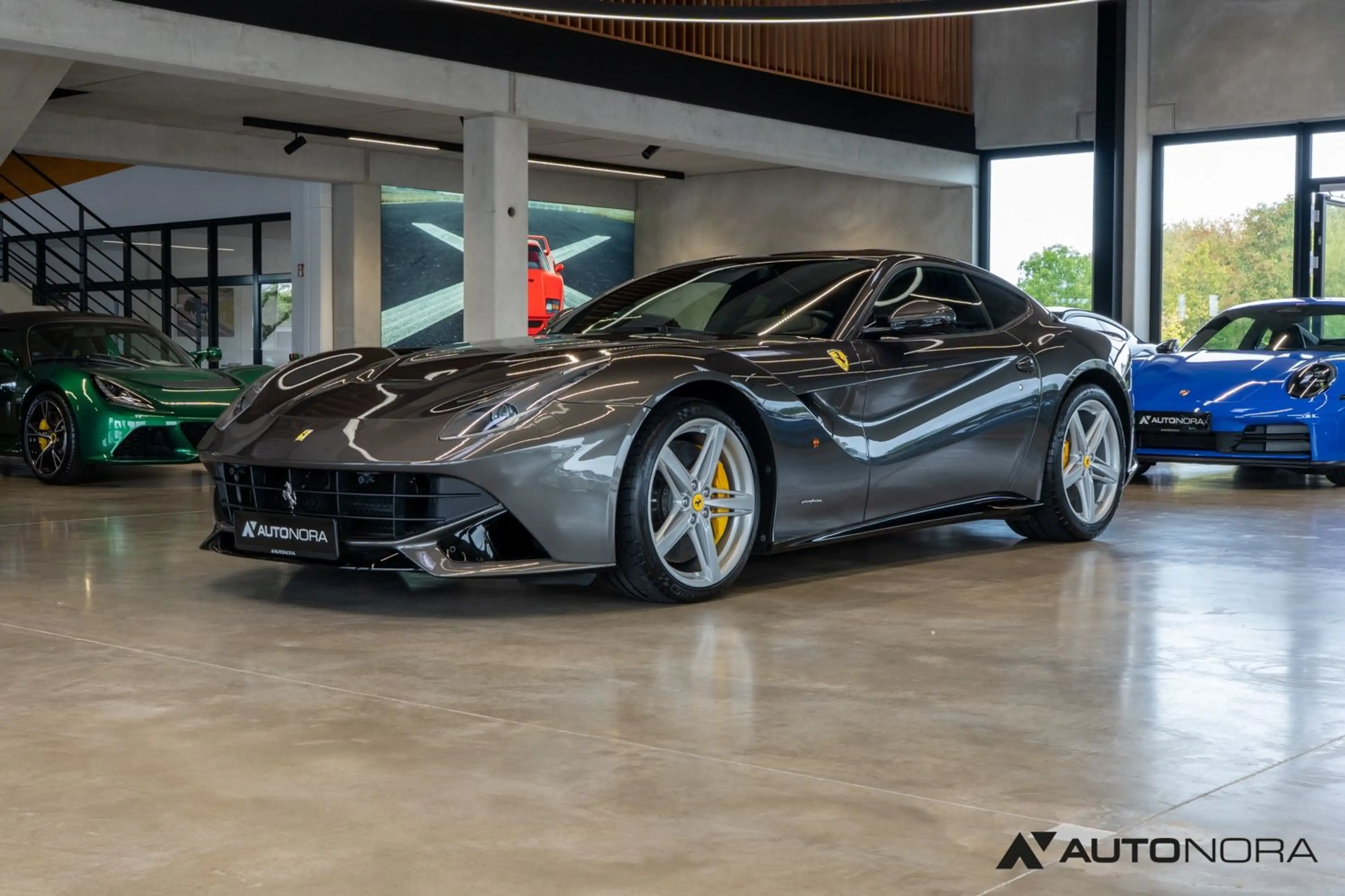 Ferrari F12 Berlinetta JBL Racingsitze Adaptive Scheinw. — photo 6
