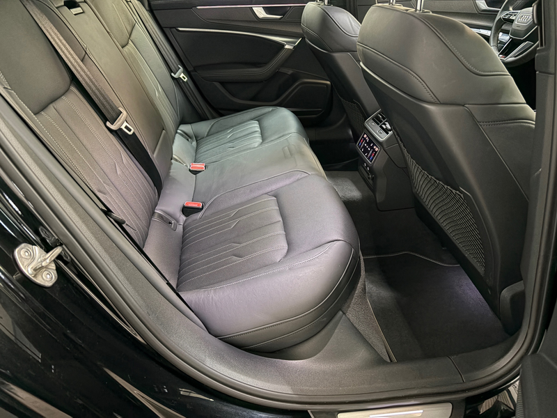 Audi A6 Avant Sport 55 TFSI e quattro S-Line Panoramadak T — photo 8