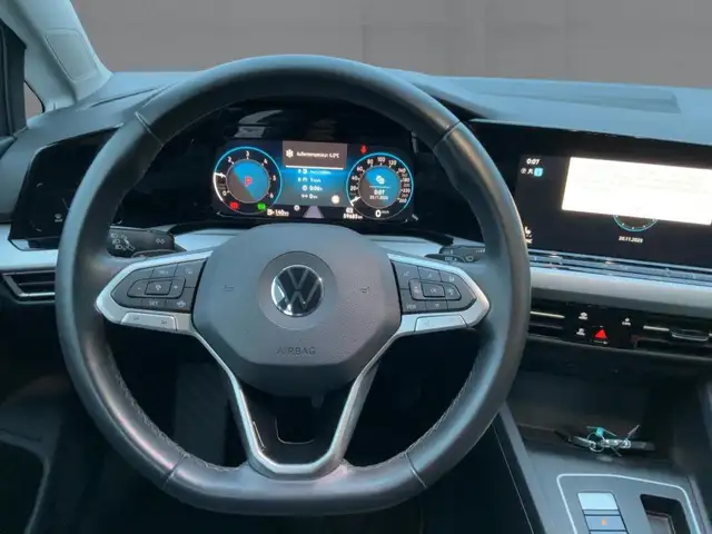 Volkswagen Golf view 10