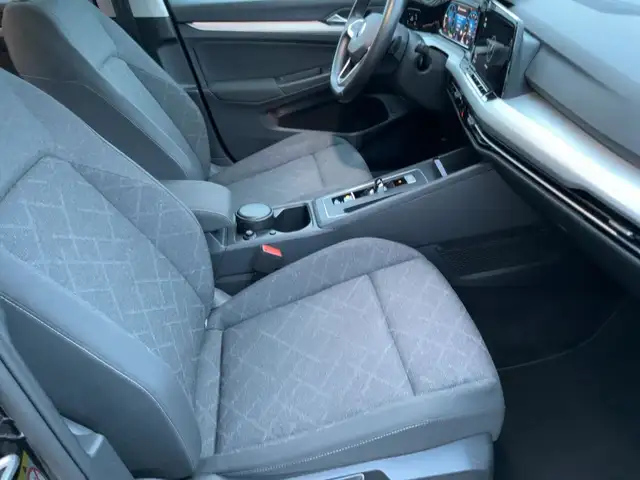 Volkswagen Golf view 12