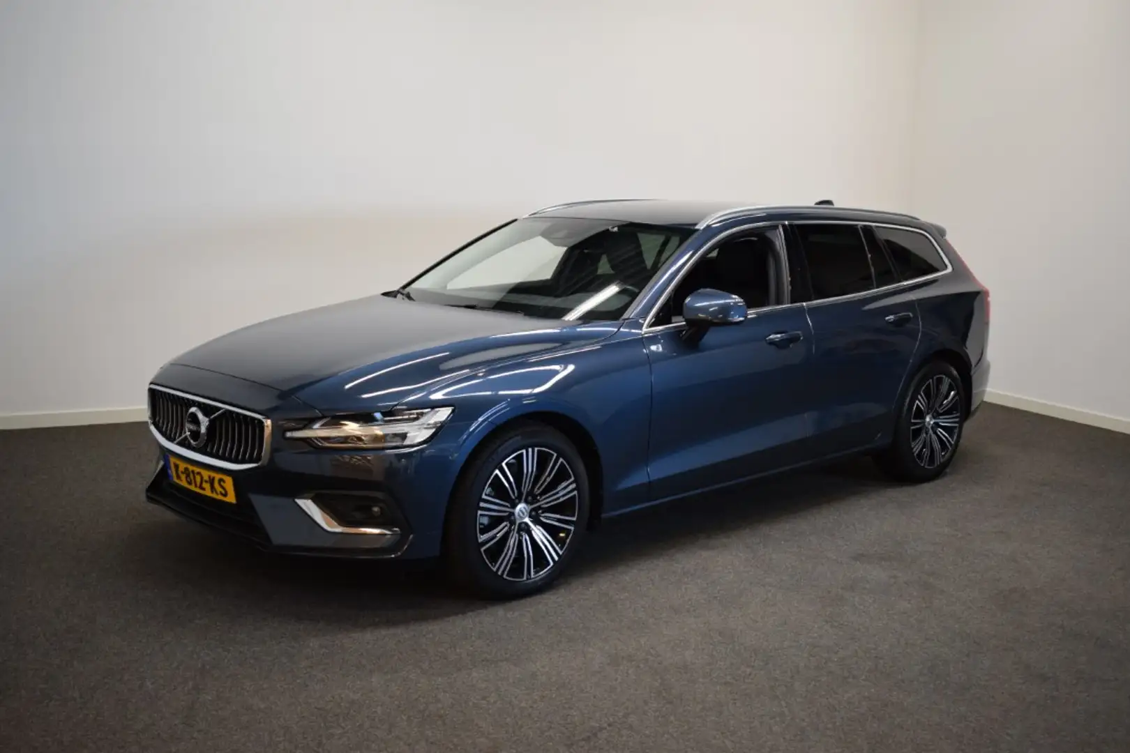 Volvo V60 2.0 B5 250pk AUT8 Inscription Mild Hybr. Leer/ Sto Azul - 2