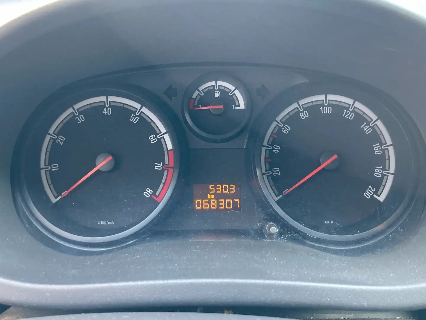 Opel Corsa 1.2 benzine 2010 met alleen 68000km!!*airco*5deur Gri - 2