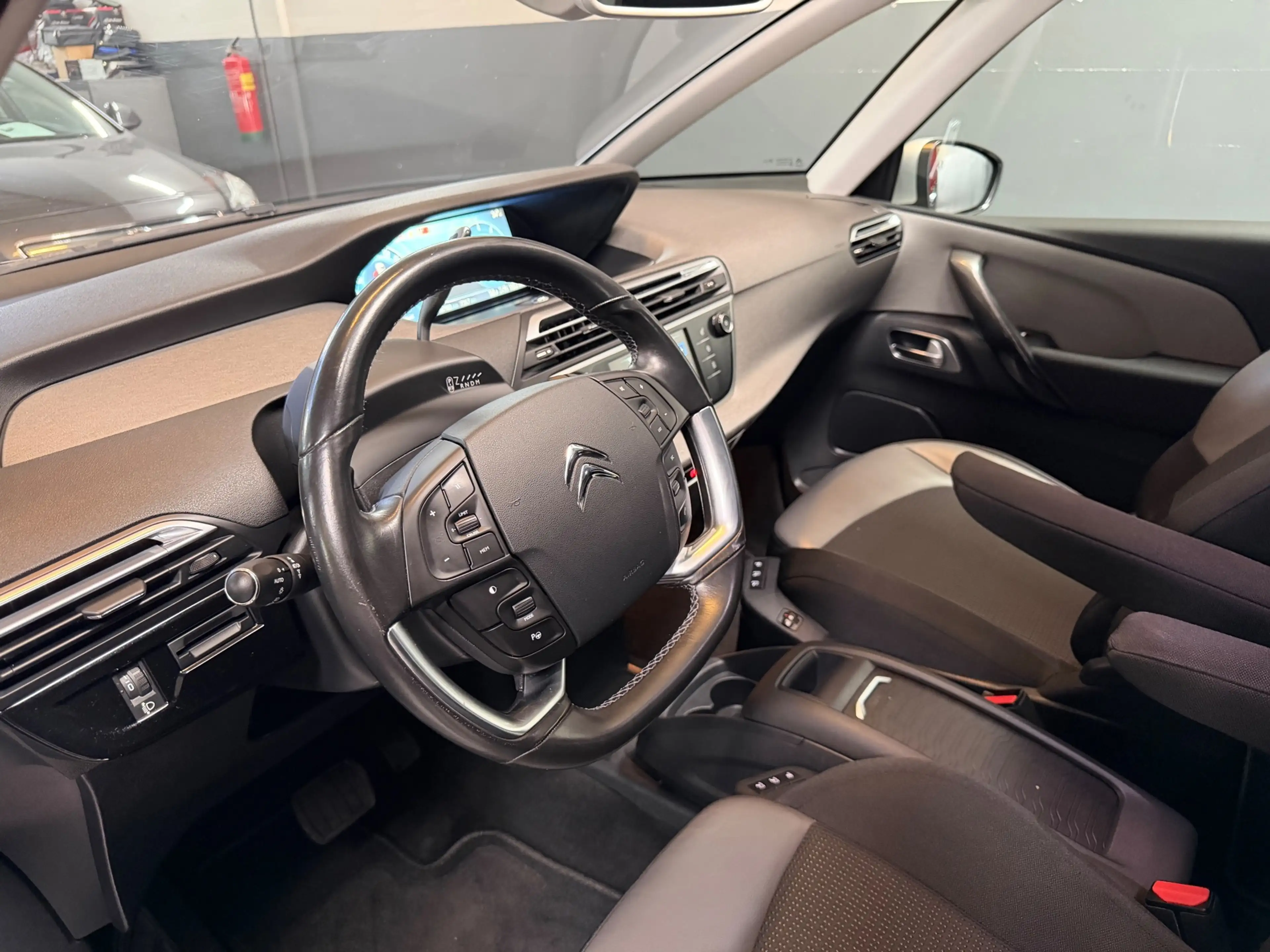 Citroen C4 Picasso 1.6 e-THP Exclusive |AUT|NAVI|CRUISE|PDC|CAMERA — photo 10