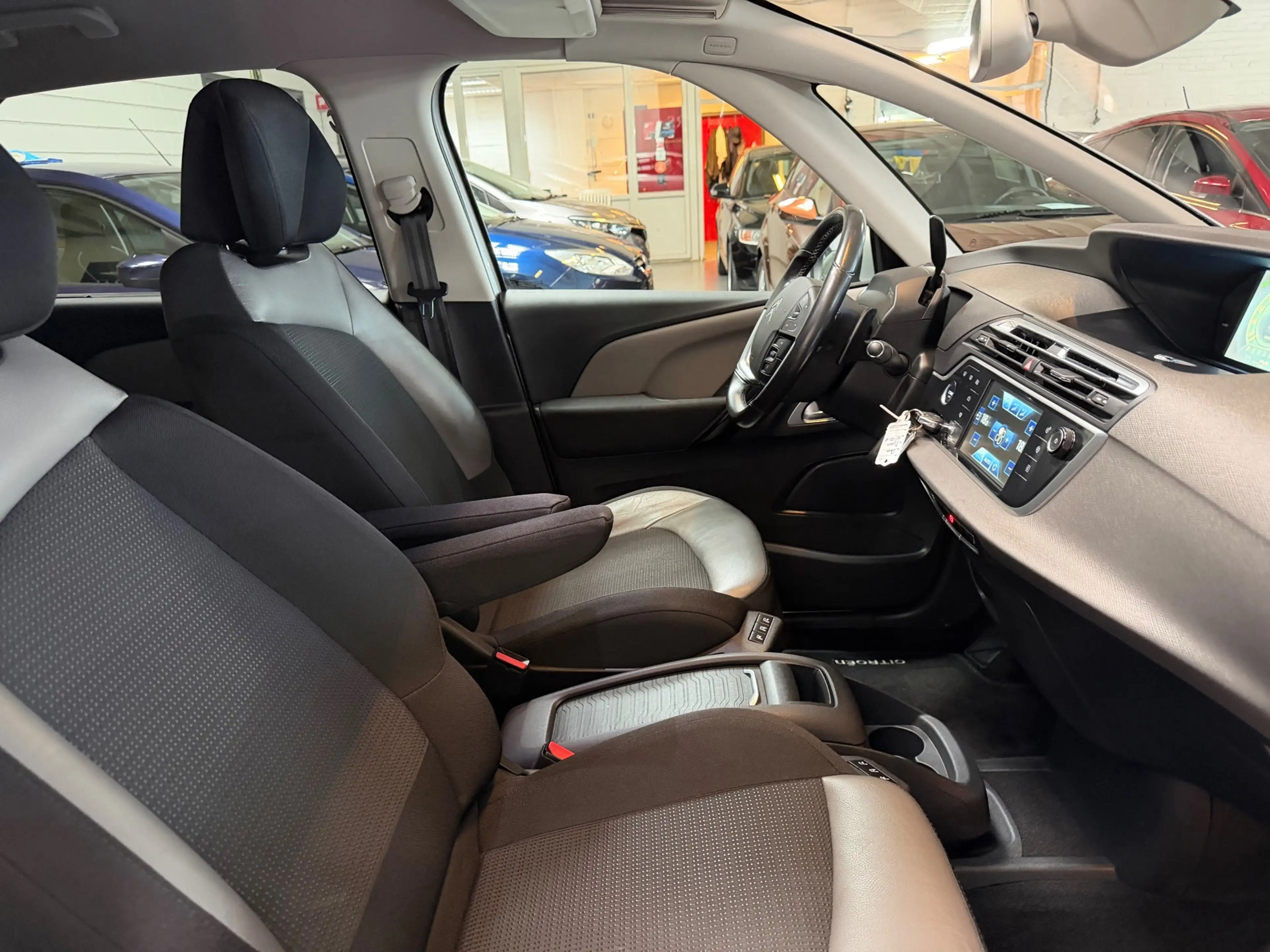 Citroen C4 Picasso 1.6 e-THP Exclusive |AUT|NAVI|CRUISE|PDC|CAMERA — photo 12