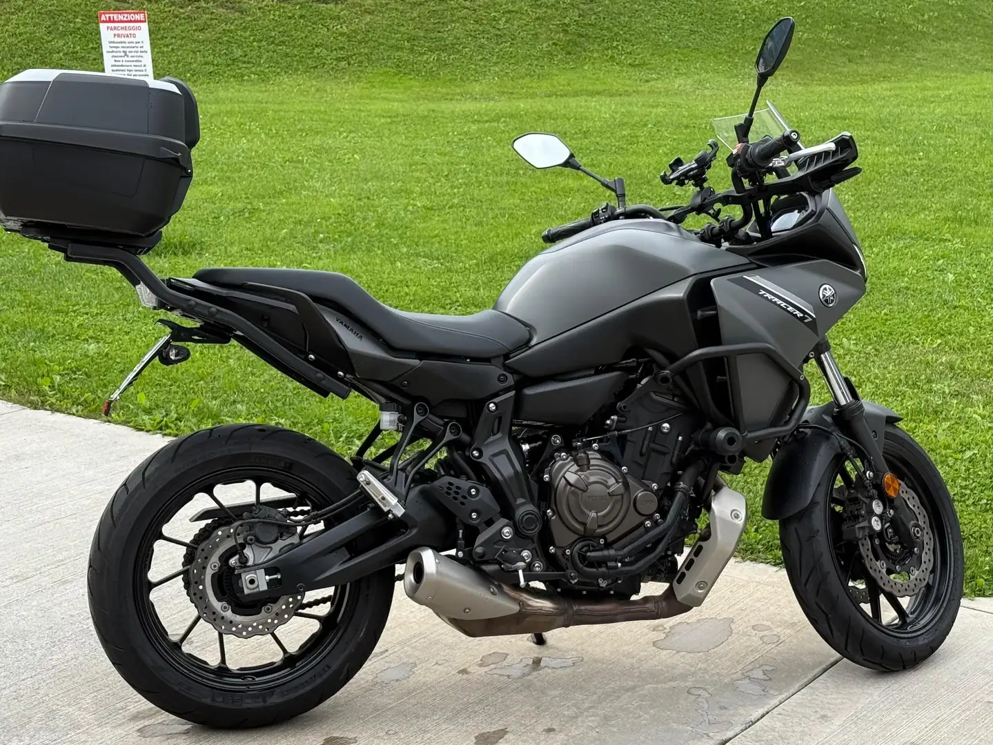 Yamaha Tracer 7 Noir - 1