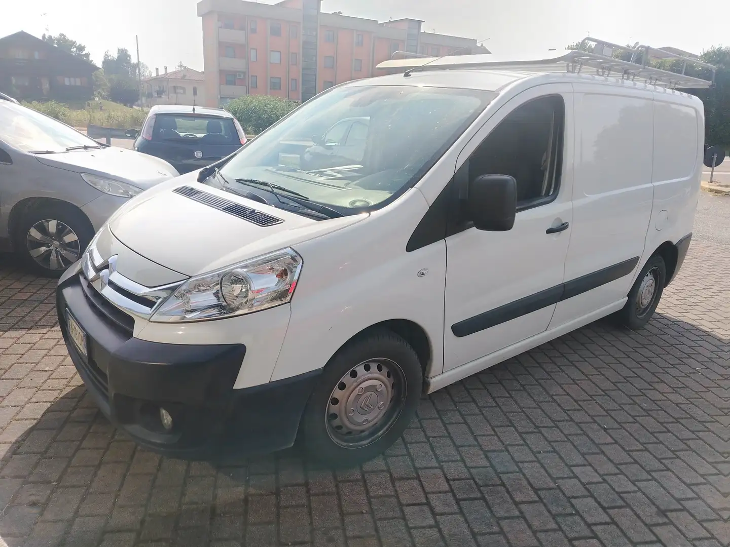 Citroen jumpy 2.0 hdi gancio traino e portapacchi Bianco - 1