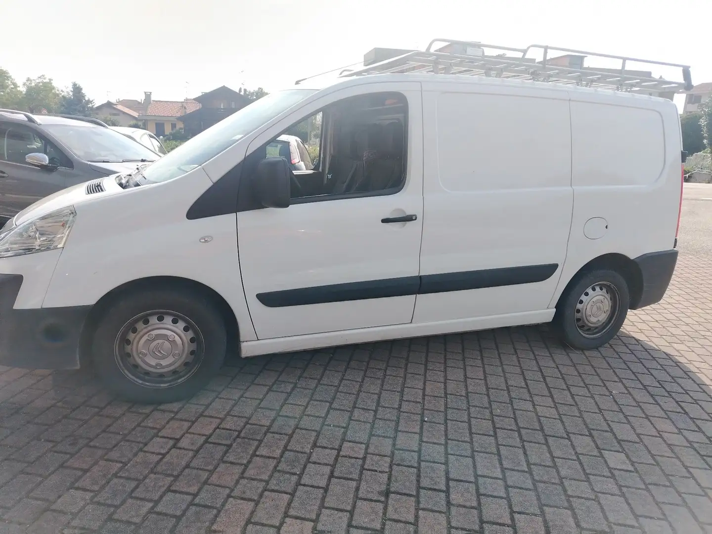 Citroen jumpy 2.0 hdi gancio traino e portapacchi Bianco - 2