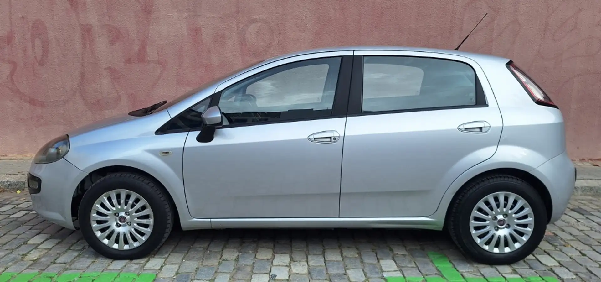 Fiat Punto Evo 1.2 MyLife 69 S&S Gris - 2