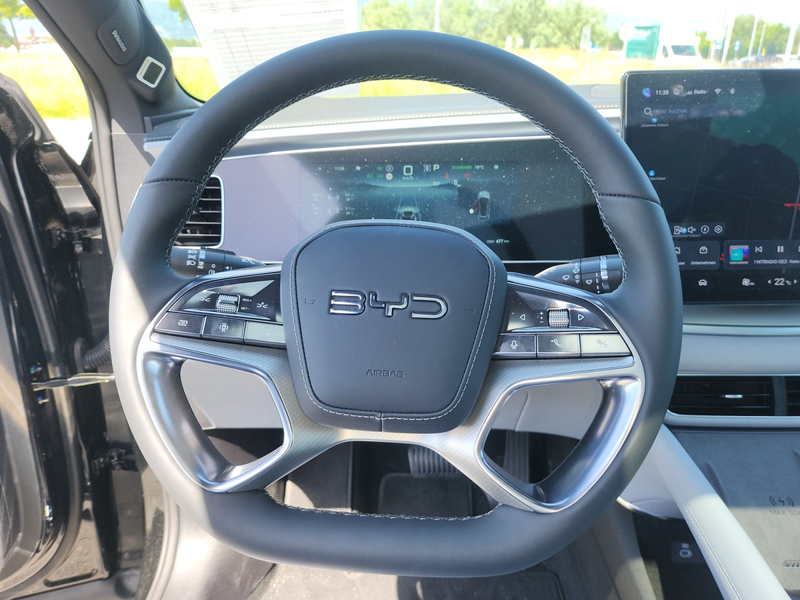 BYD Sealion 7 Excellence AWD — photo 11