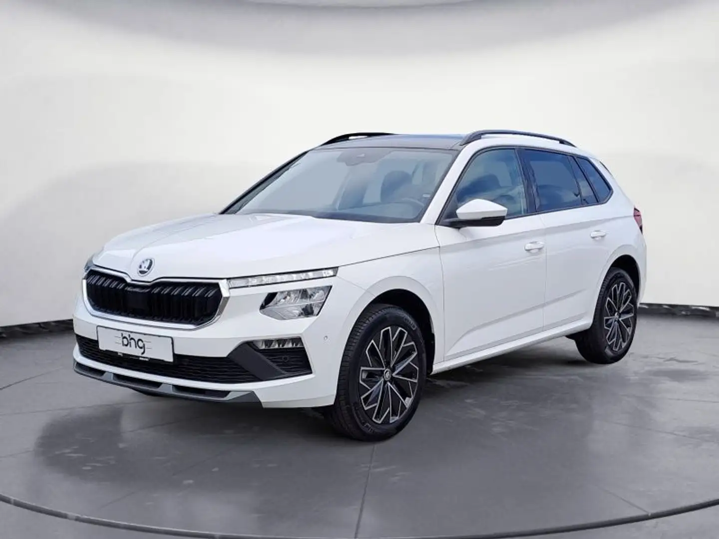 Skoda Kamiq 1.5 TSI DSG Selection PanoDach LED WinterP Weiß - 2