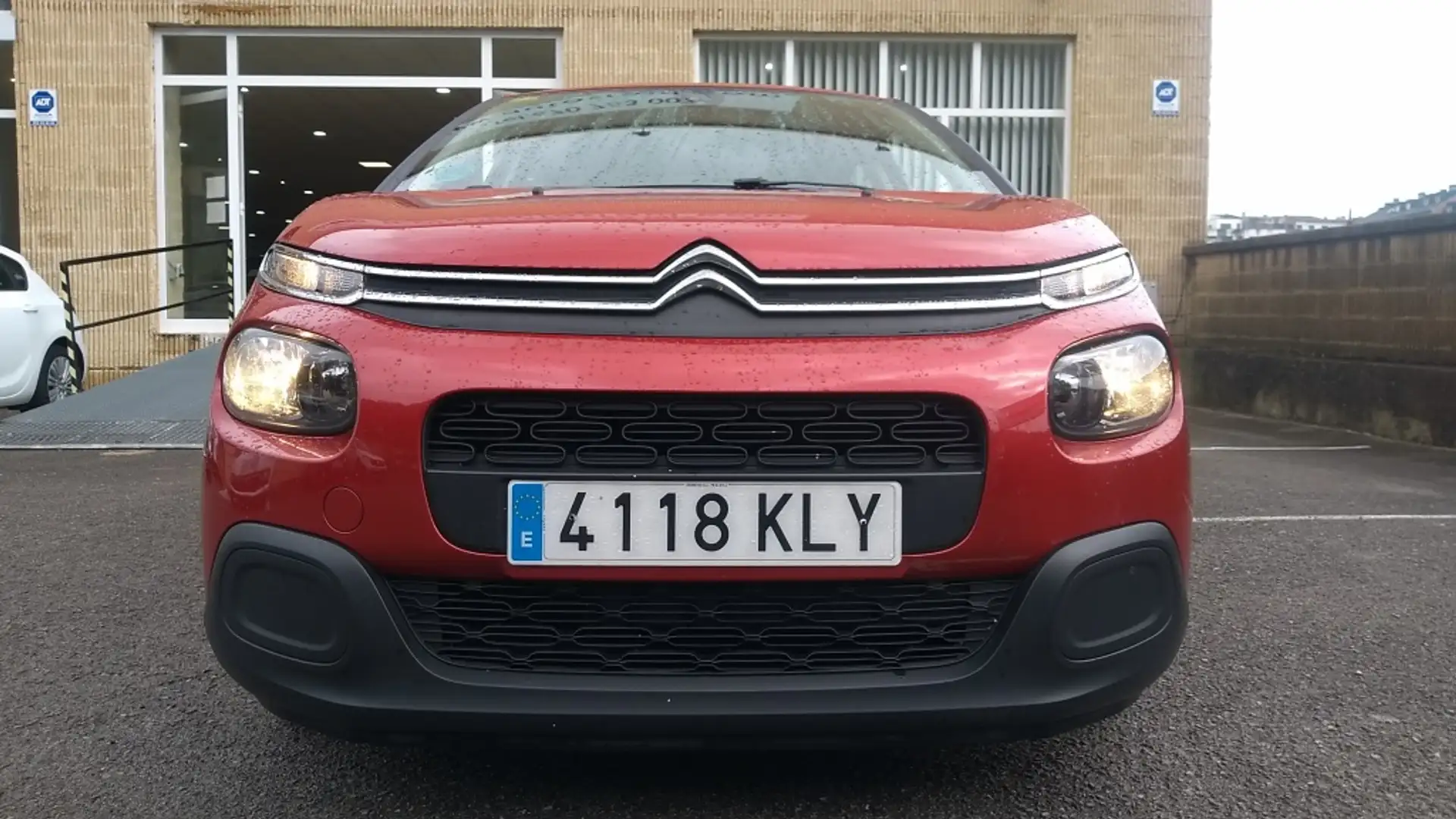 Citroen C3 1.6BlueHDi S&S Feel 75 Burdeos - 2