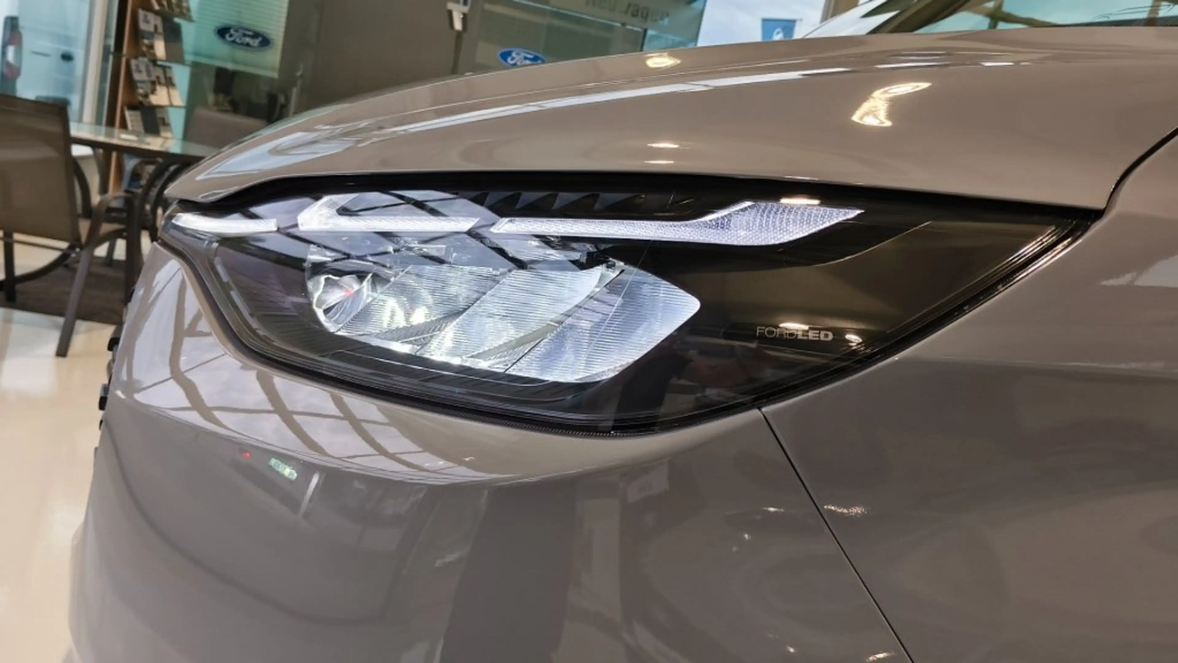 Ford Tourneo Custom Titanium X 340 L1 PHEV Automatik — photo 10