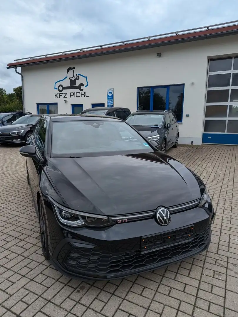 Volkswagen Golf VIII Lim. 2,0TSI GTI DSG Panor. Digi.Cockp. Negro - 1