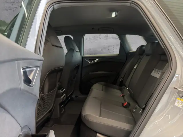 Audi Q4 E-Tron view 10