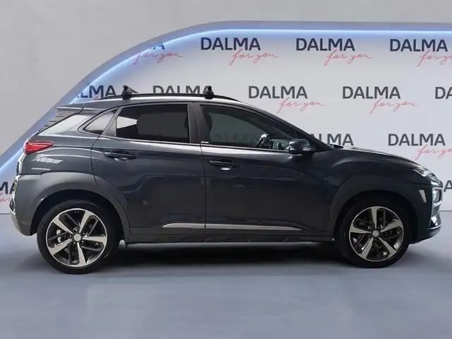Hyundai Kona view 6