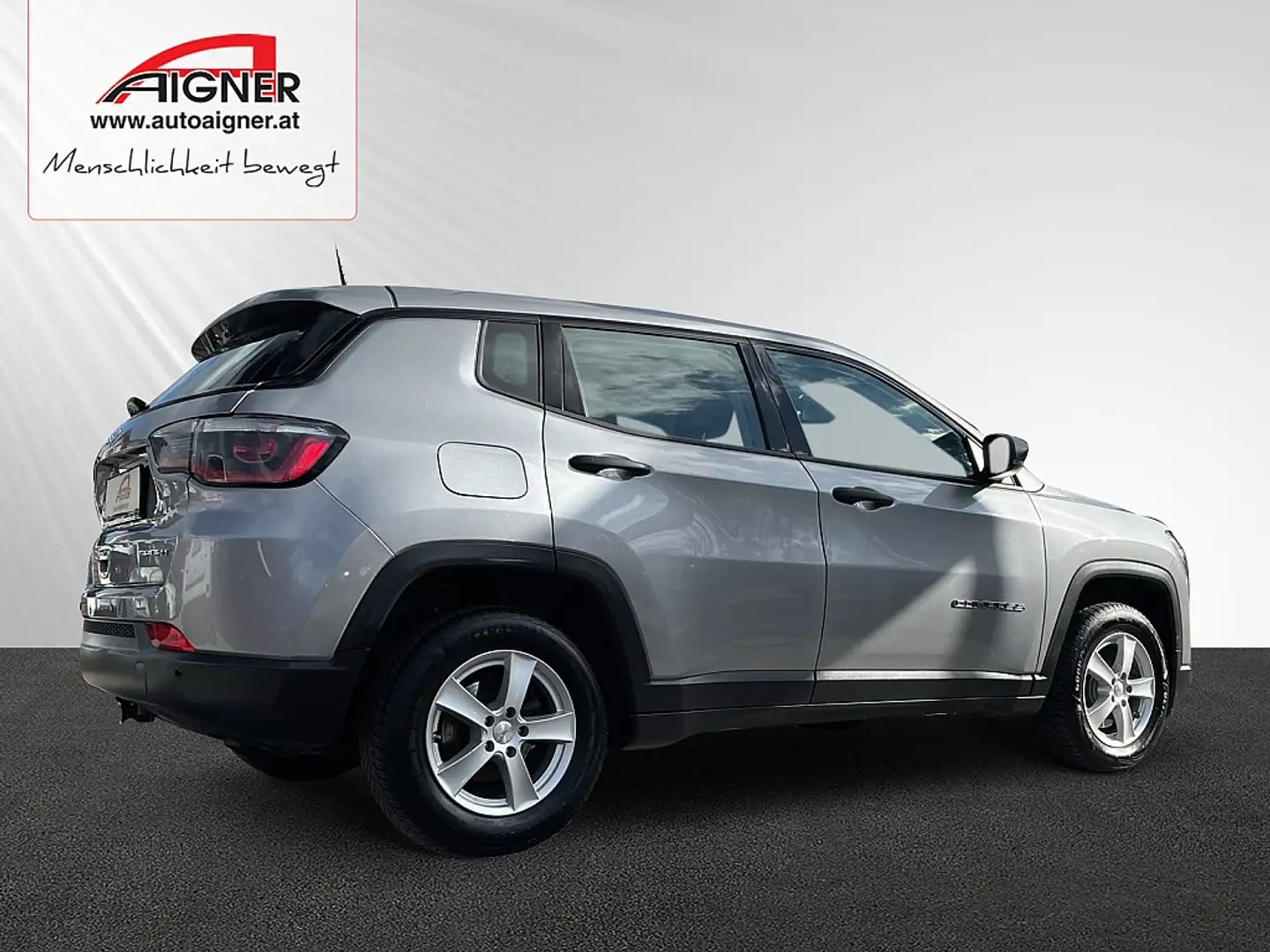 Jeep Compass 1,4 MultiAir2 FWD Sport Grau - 2