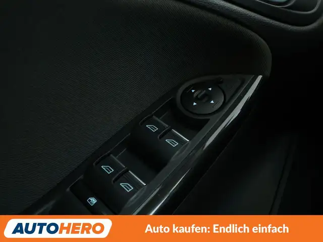 Ford Focus view 26