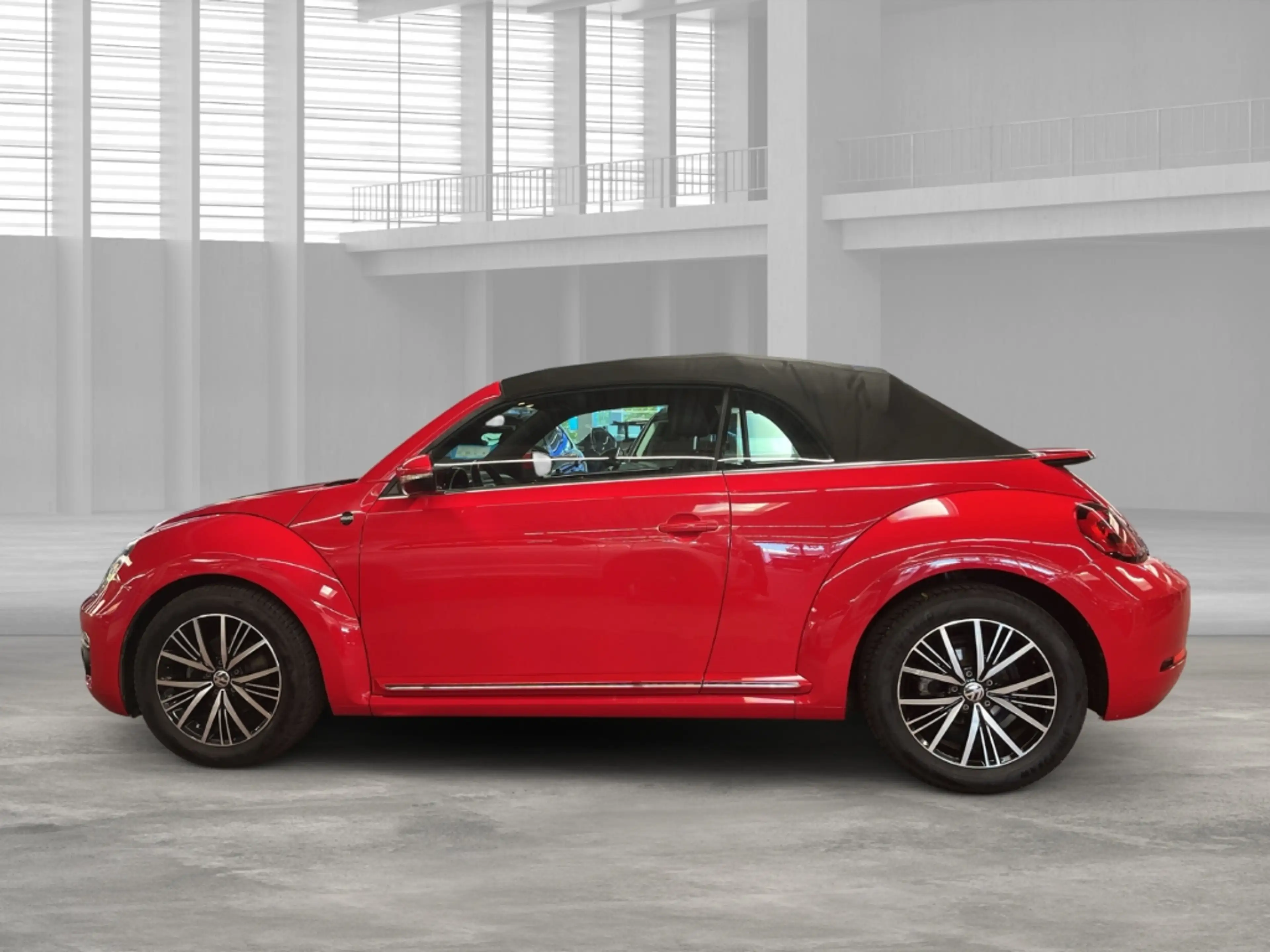 Volkswagen Beetle Sound Cabriolet SOUND 1.2 TSI Navi Dyn. Kurvenlich — photo 2