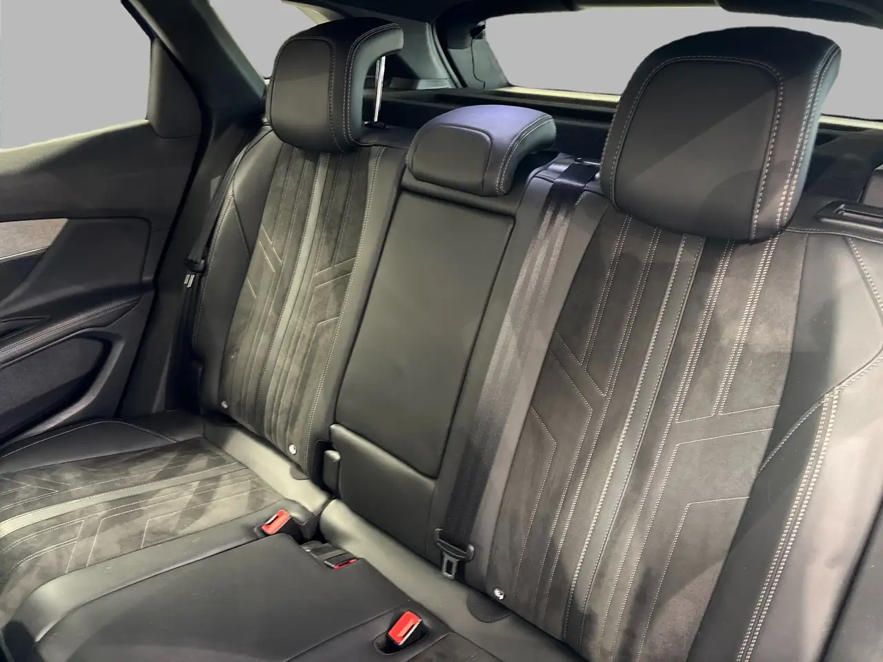 Peugeot 3008 1.5 BlueHDi GT Pack, миниатюра 15