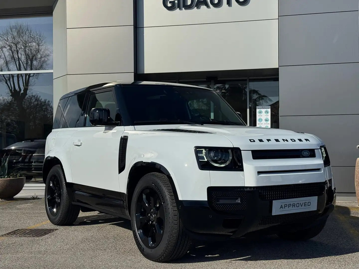 Land Rover Defender 90 3.0 D200 X-Dynamic SE Bianco - 2