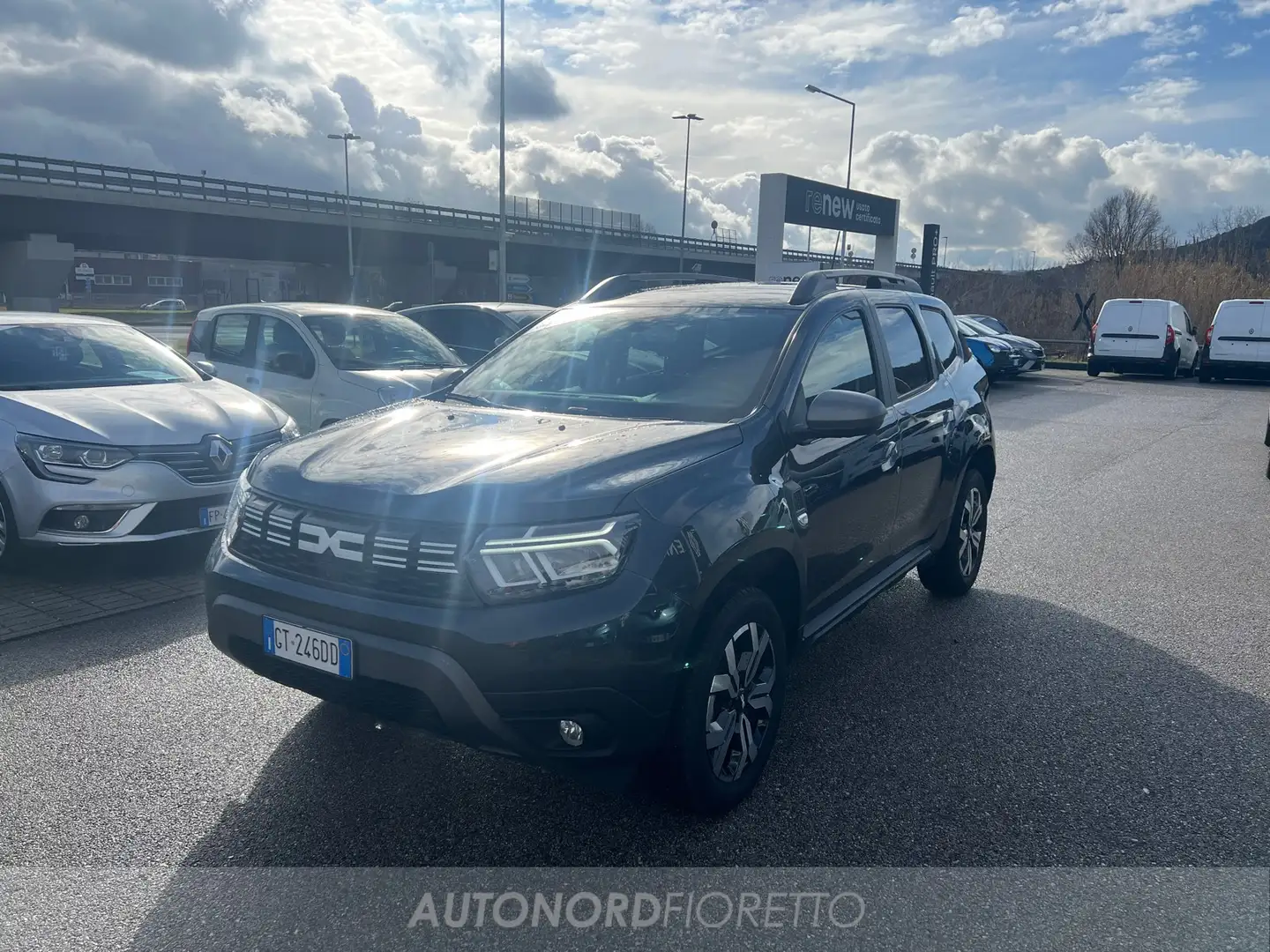 Dacia Duster 1.0 tce prestige up sl daciaplus gpl 4x2 100cv Gris - 1