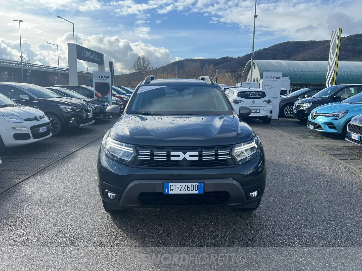 Dacia Duster 1.0 tce prestige up sl daciaplus gpl 4x2 100cv Gris - 2