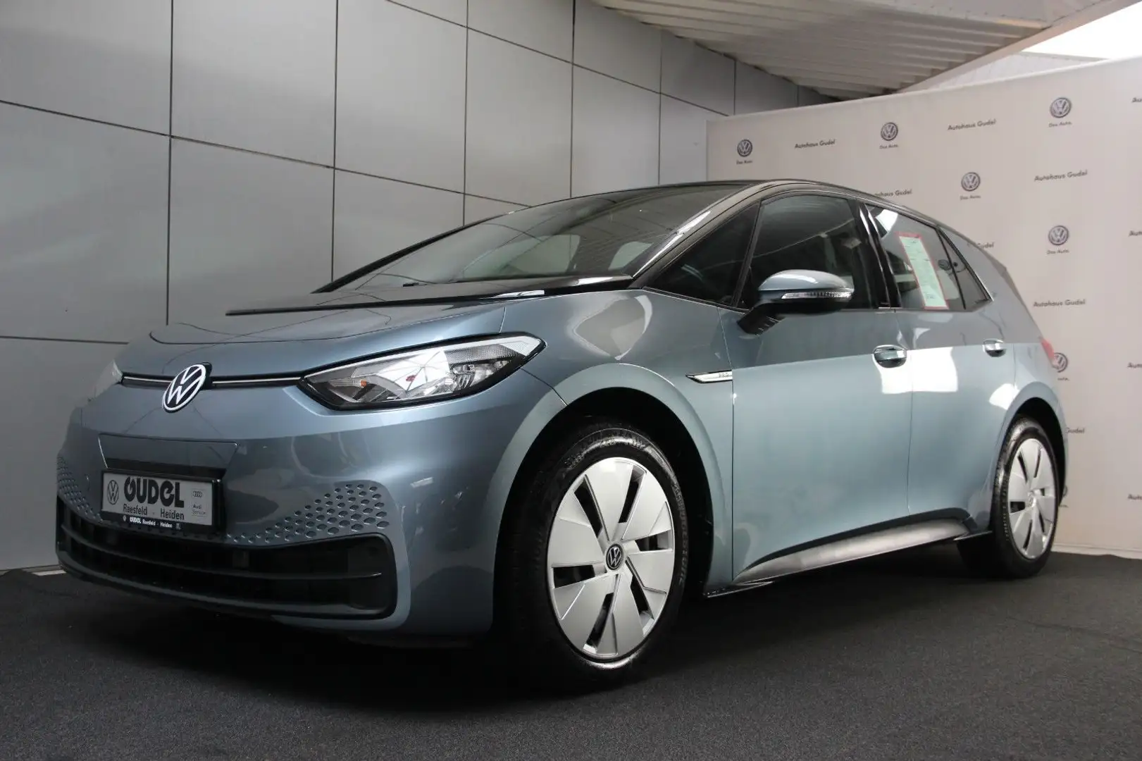 Volkswagen ID.3 150 kW Pro Performance AppC. ACC Sitzh. LED Kék - 2