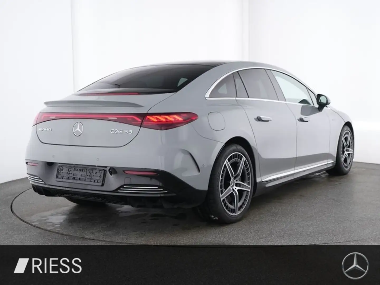 Mercedes-Benz EQE 53 AMG 4M Night Distr Pano Sitzkli Burmes 360 Grigio - 2