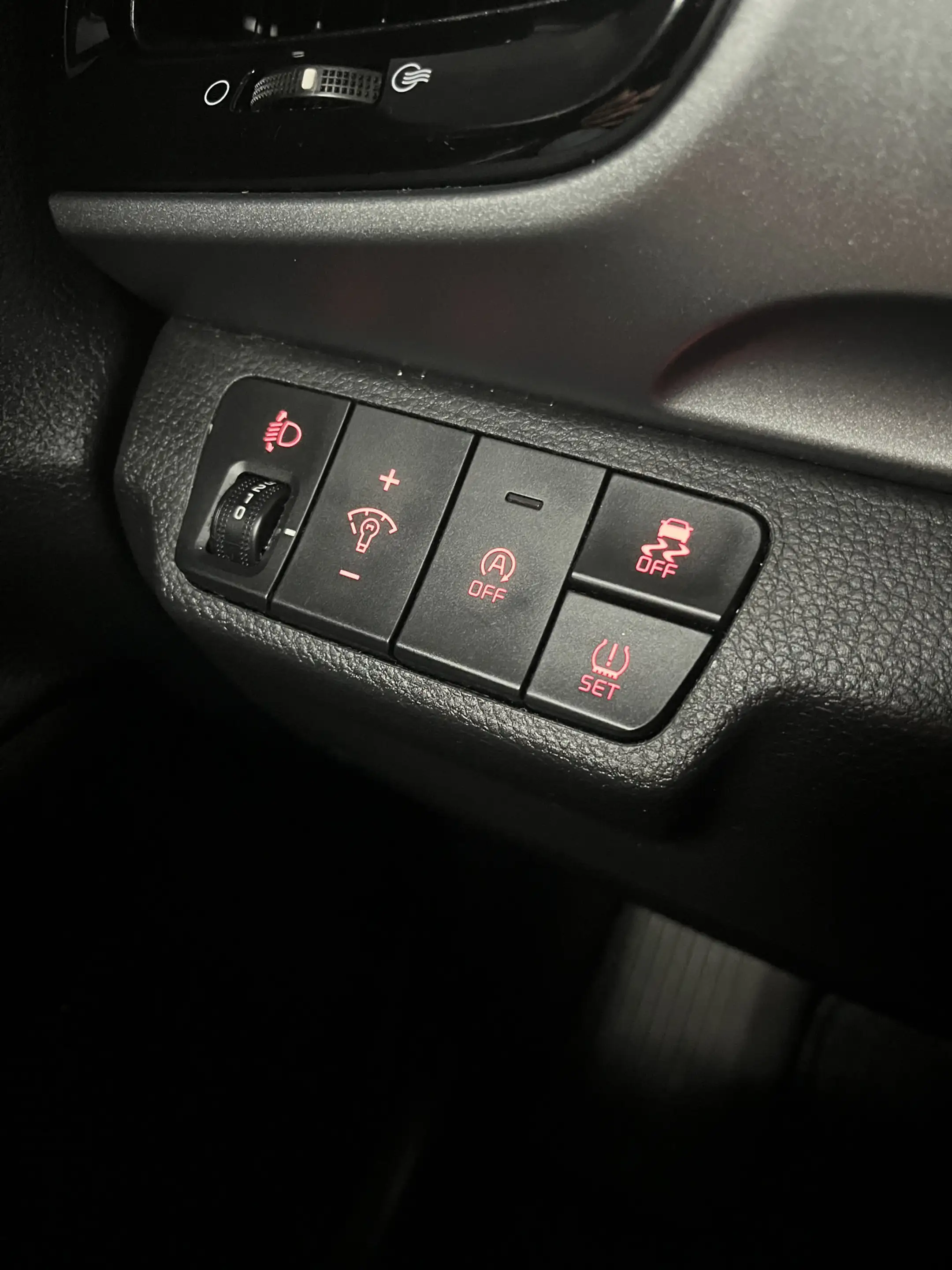 Kia Stonic 1.0 T-GDi MHEV DynamicLine 1E EIGN/ECC/CAMERA/APPL — photo 29