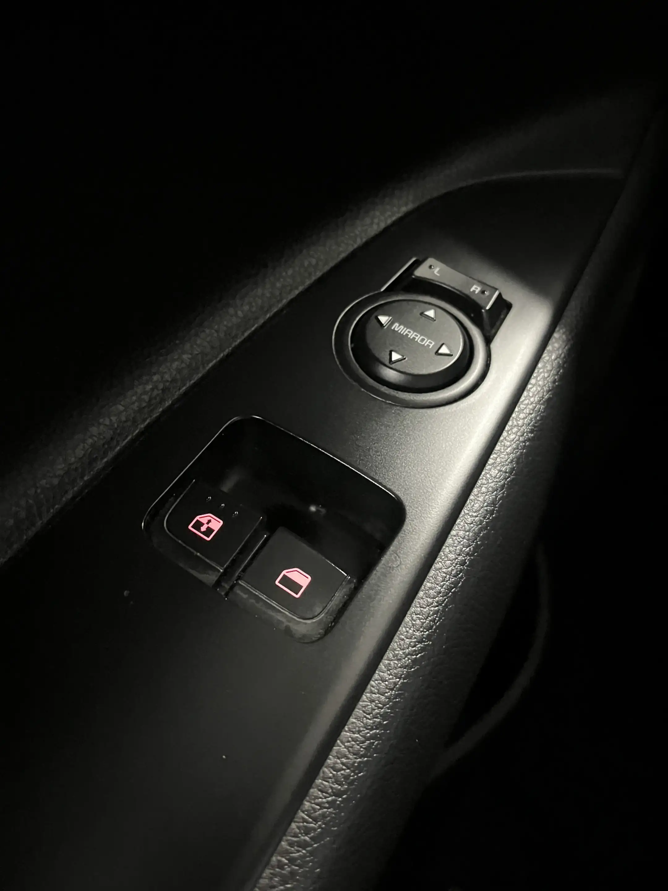 Kia Stonic 1.0 T-GDi MHEV DynamicLine 1E EIGN/ECC/CAMERA/APPL — photo 26